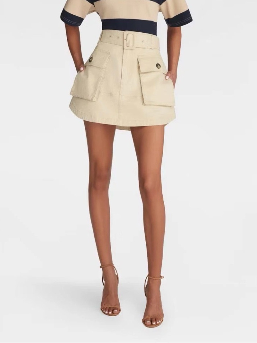 KBB by KAHLANA  ‘The flaired  Cargo skirt’ Beige size 10